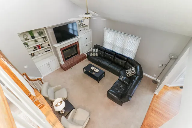 $429,900 | 4 Scofield Court, Bloomington, IL 61704