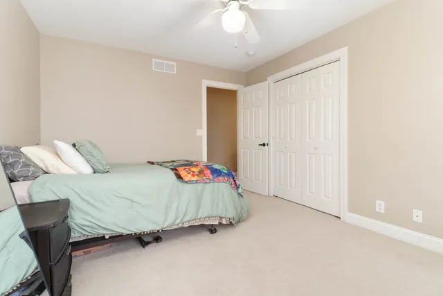 $429,900 | 4 Scofield Court, Bloomington, IL 61704