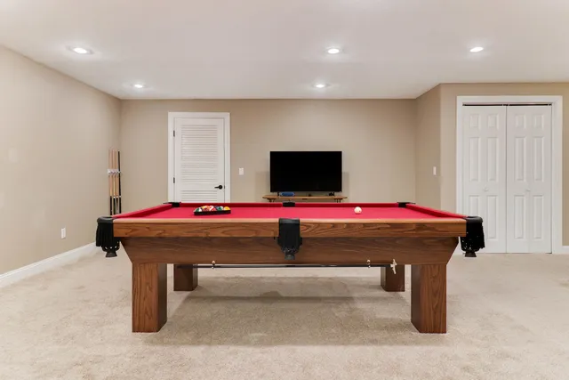 $429,900 | 4 Scofield Court, Bloomington, IL 61704