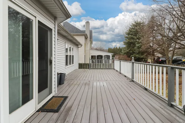 $429,900 | 4 Scofield Court, Bloomington, IL 61704