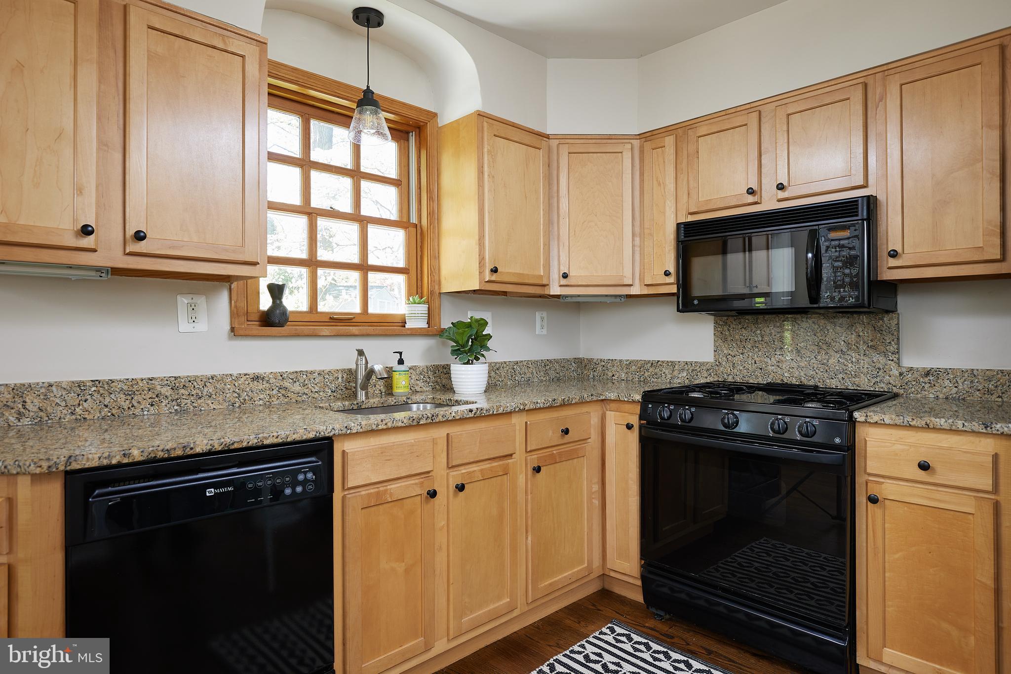 8908 Sudbury Road Silver Spring, MD 20901 - Photo 12 of 33