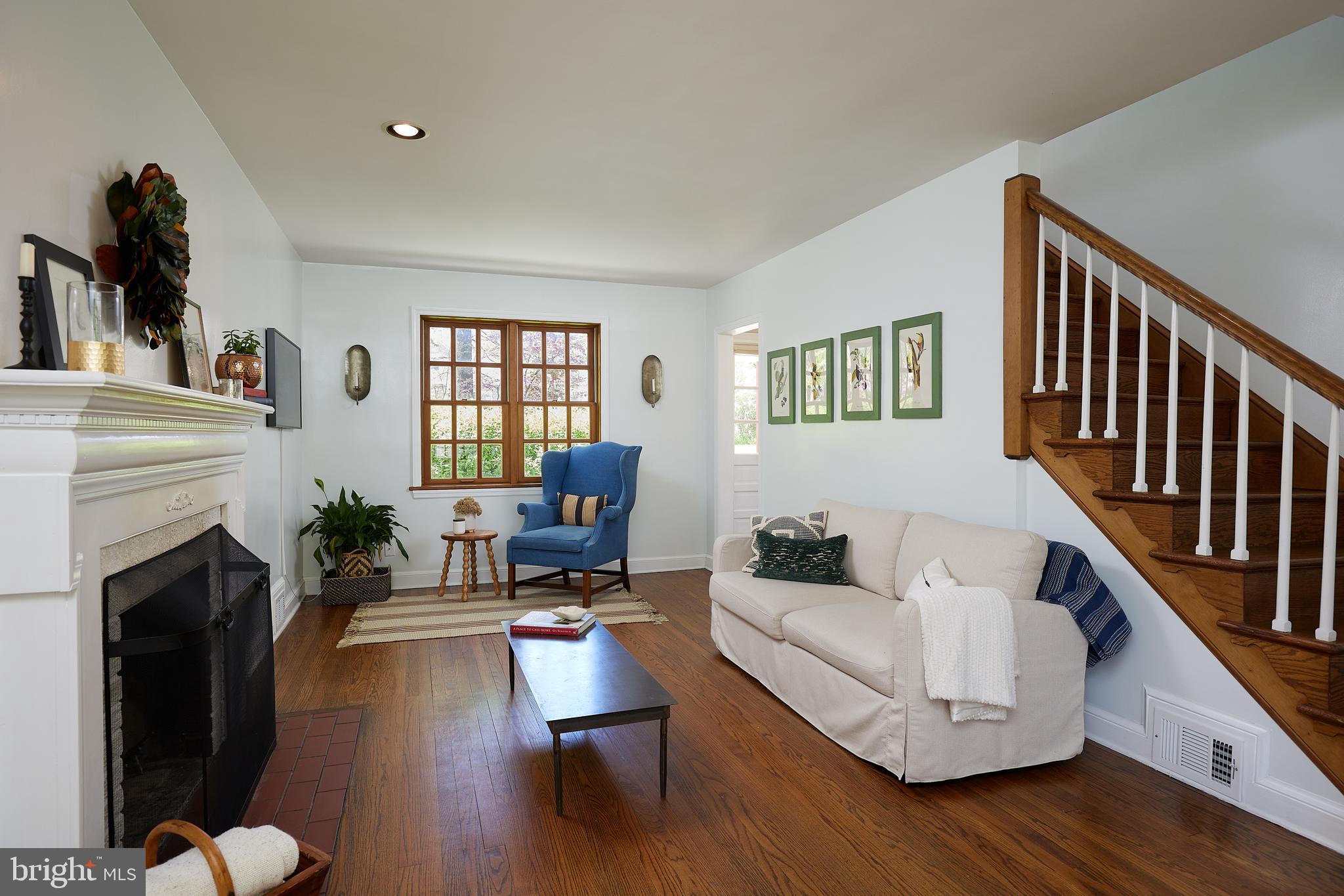 8908 Sudbury Road Silver Spring, MD 20901 - Photo 3 of 33