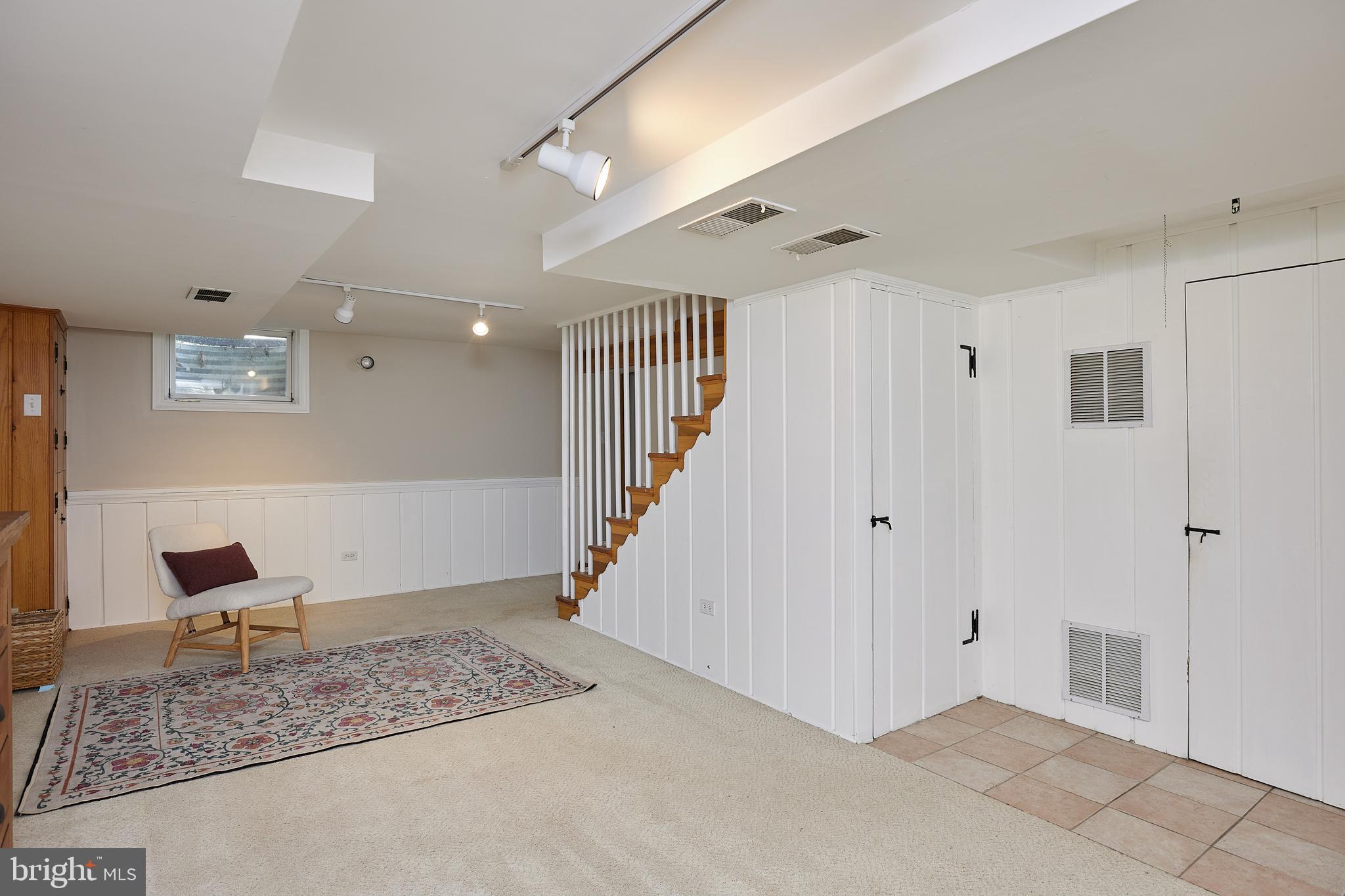 8908 Sudbury Road Silver Spring, MD 20901 - Photo 24 of 33