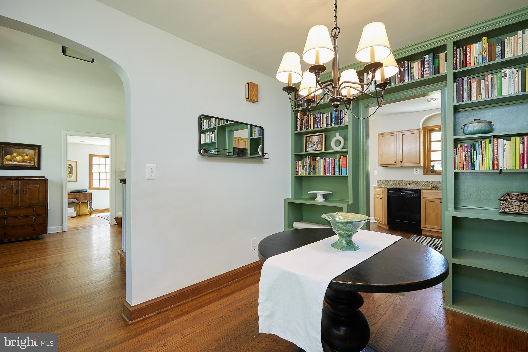 8908 Sudbury Road Silver Spring, MD 20901 - Photo 9 of 33