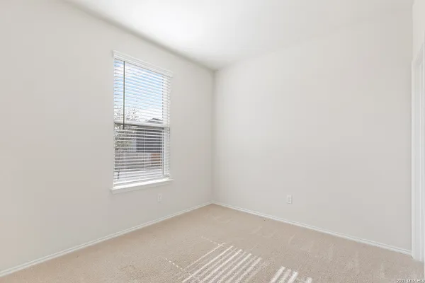 $2,200 | 510 Autumn Rouge, New Braunfels, TX 78130