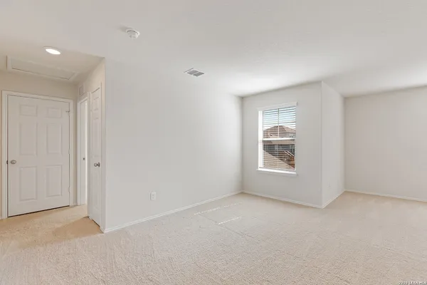 $2,200 | 510 Autumn Rouge, New Braunfels, TX 78130