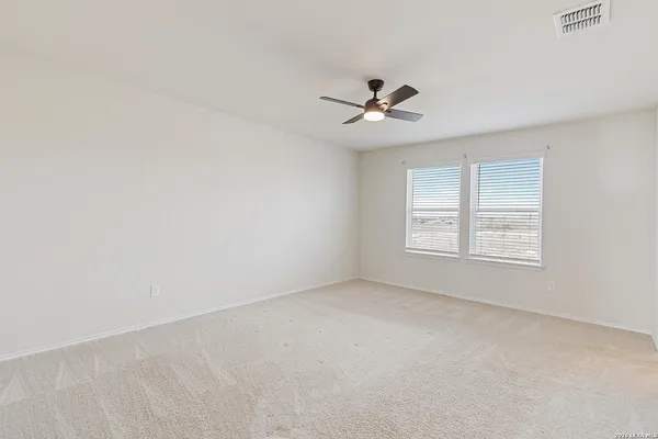 $2,200 | 510 Autumn Rouge, New Braunfels, TX 78130