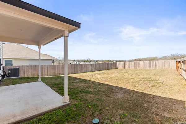 $2,200 | 510 Autumn Rouge, New Braunfels, TX 78130