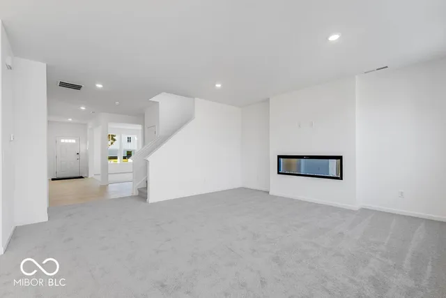 $397,999 | 292 Commodore Drive, Pittsboro, IN 46167