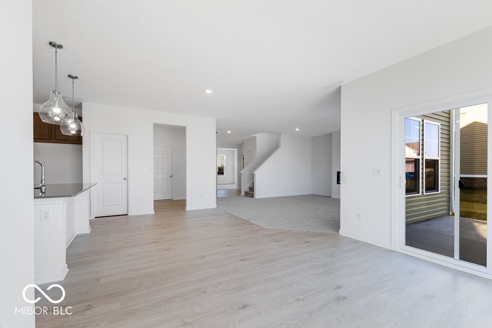 292 Commodore Drive Pittsboro, IN 46167 - Photo 10 of 43