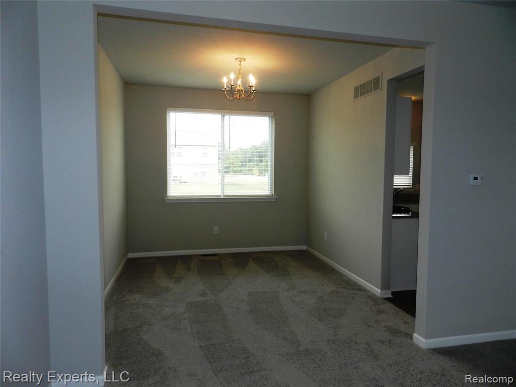 13428 Stamford Road Belleville, MI 48111 - Photo 6 of 27