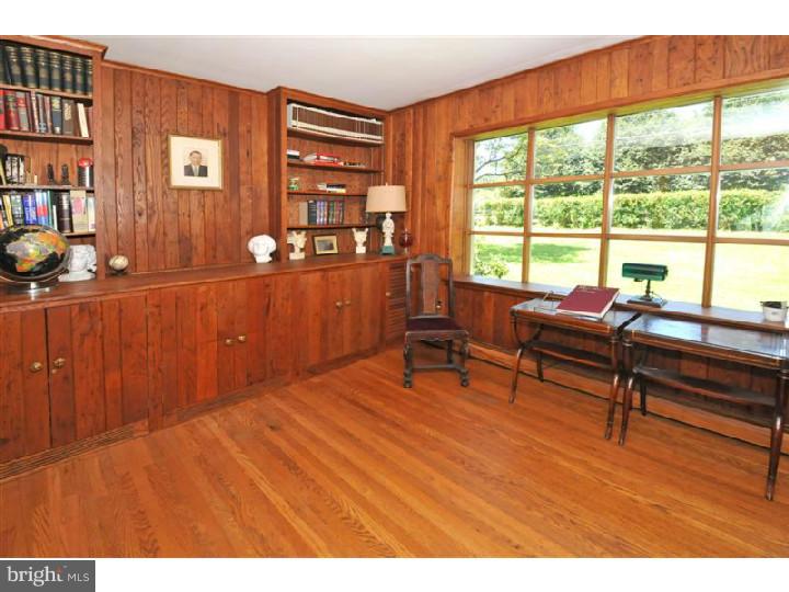 1821 Paper Mill Road Jenkintown, PA 19046 - Photo 7 of 22 Library