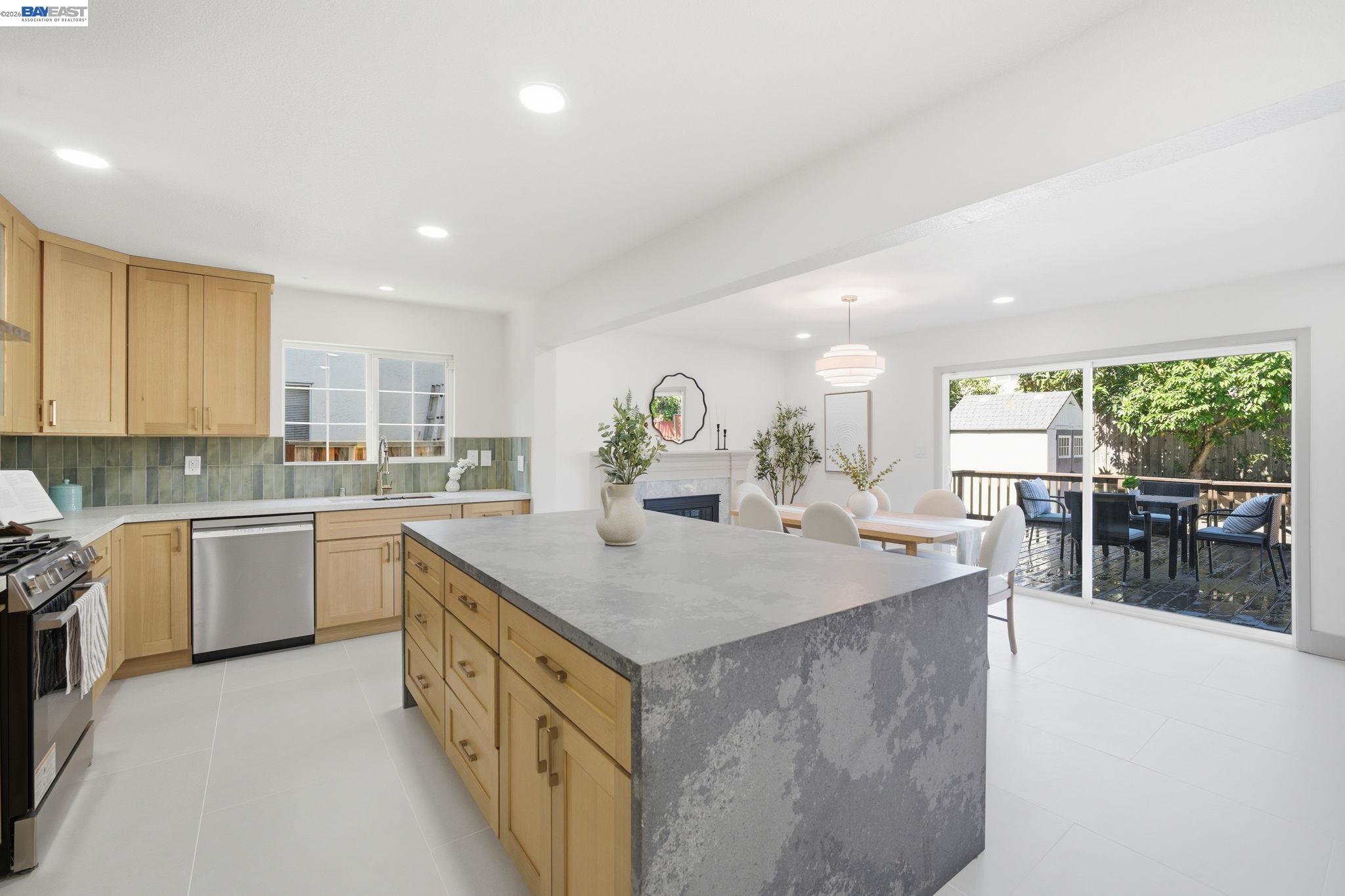 1789 Linnet Lane Sunnyvale, CA 94087 - Photo 19 of 39