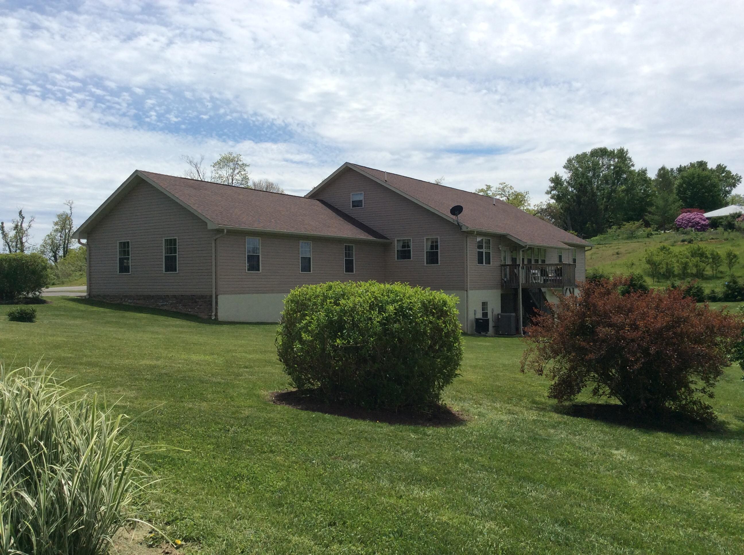 2935 Davis Stuart Road Lewisburg, WV 24901 - Photo 5 of 75 Gallery Image 5
