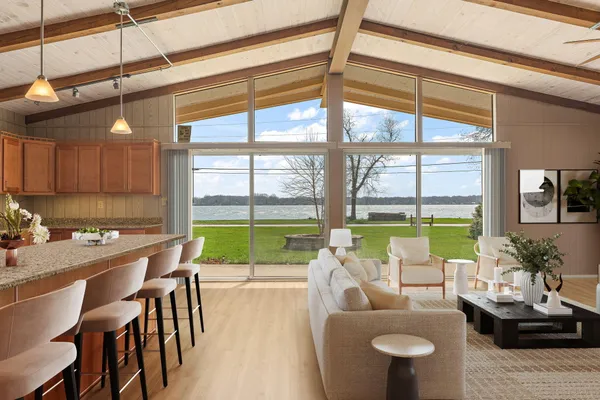 $1,195,000 | 5100 South County Road 210, Knox, IN 46534