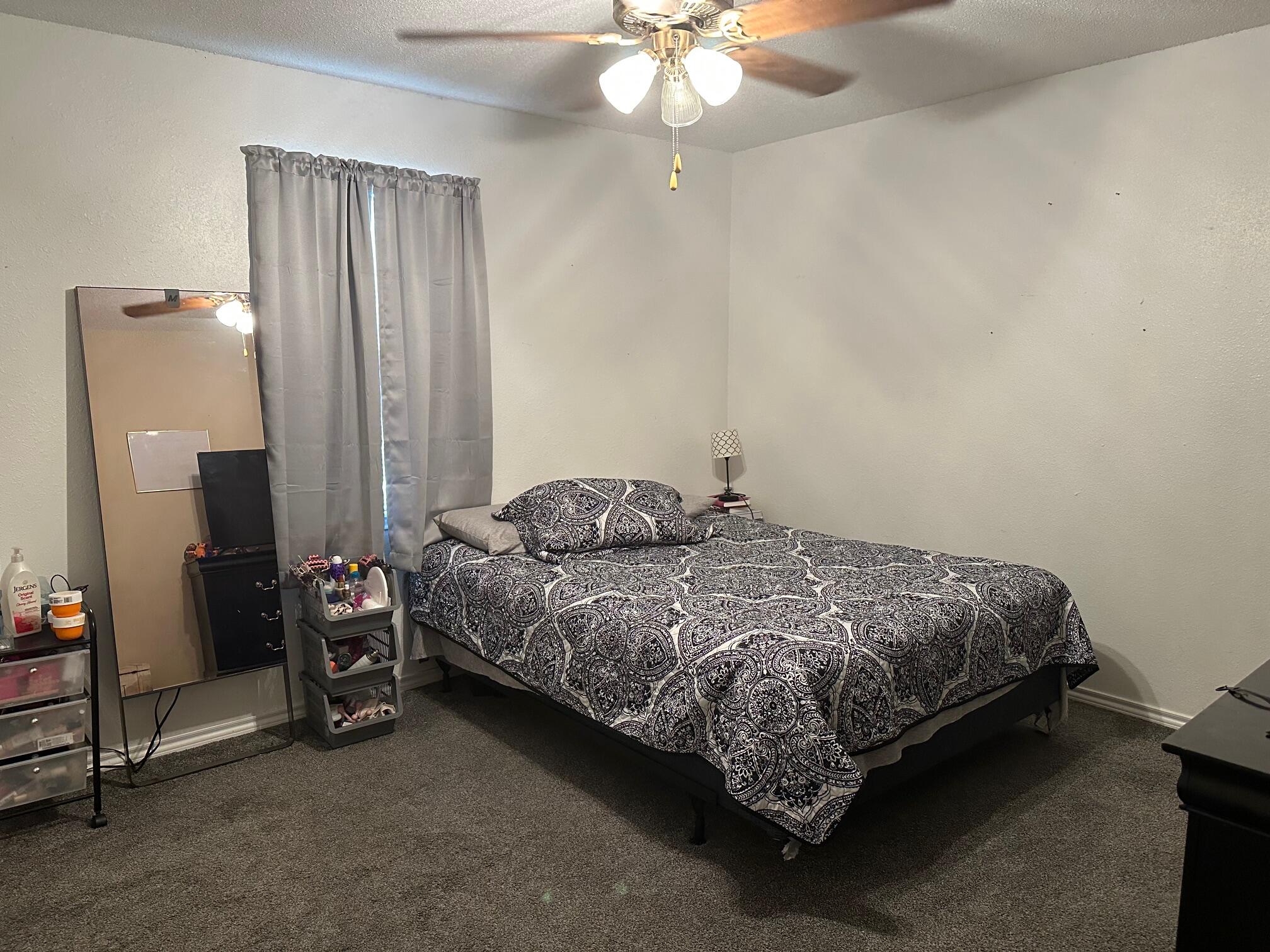 4304 East 63rd Street Lubbock, TX 79403 - Photo 8 of 14 MASTER BEDROOM