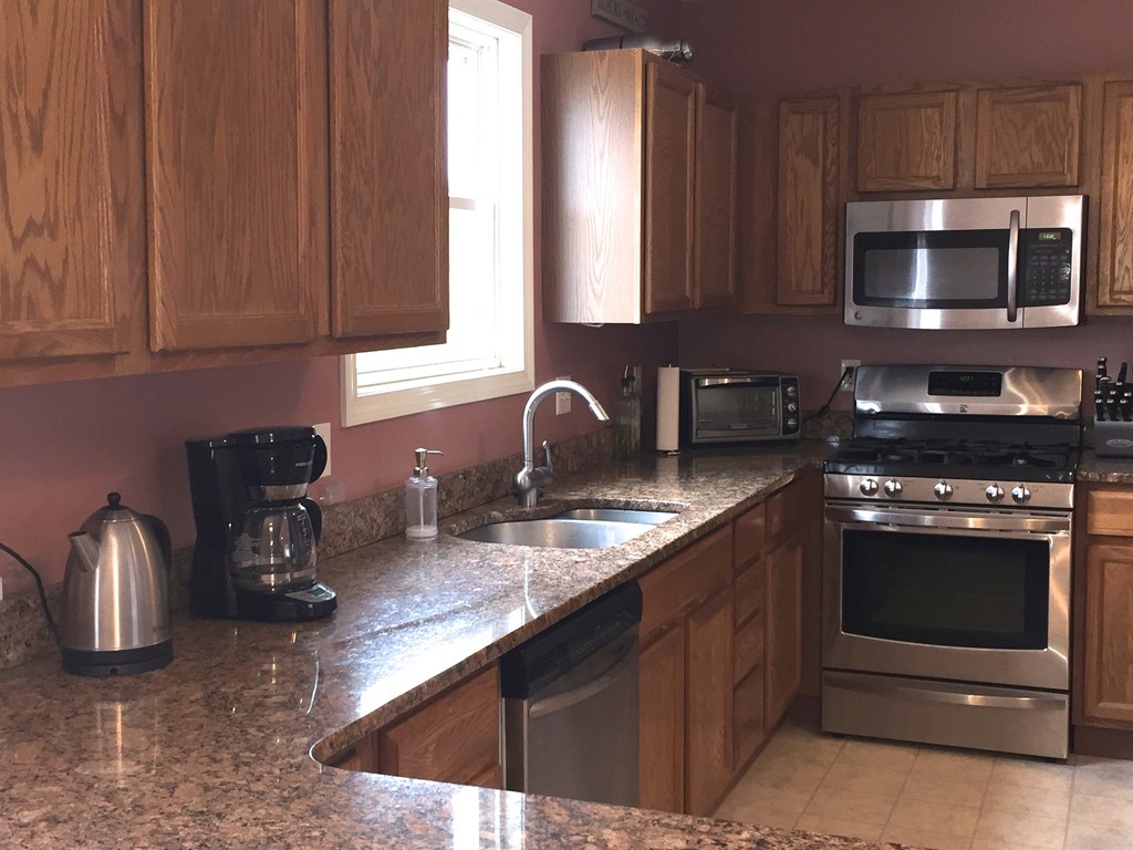 30 Cheyenne Road Worcester, MA 01606 - Photo 4 of 28 Gallery Image 4