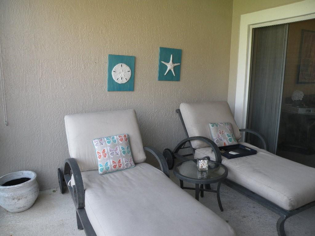 21116 Vía Solano Boca Raton, FL 33433 - Photo 32 of 39 SCREENED PATIO