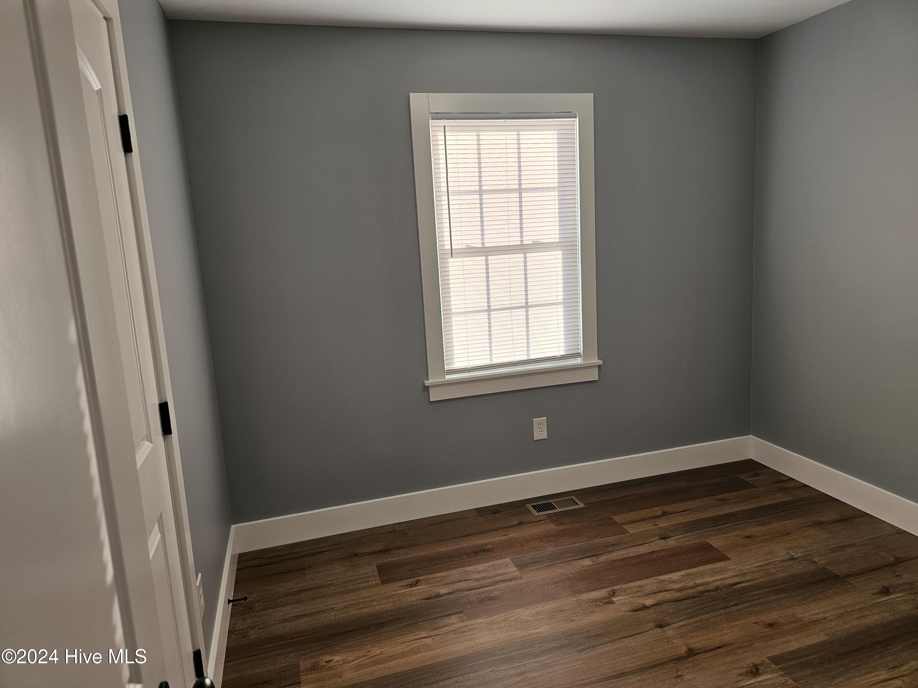 645 East Hanrahan Road Grifton, NC 28530 - Photo 10 of 37 1000051861
