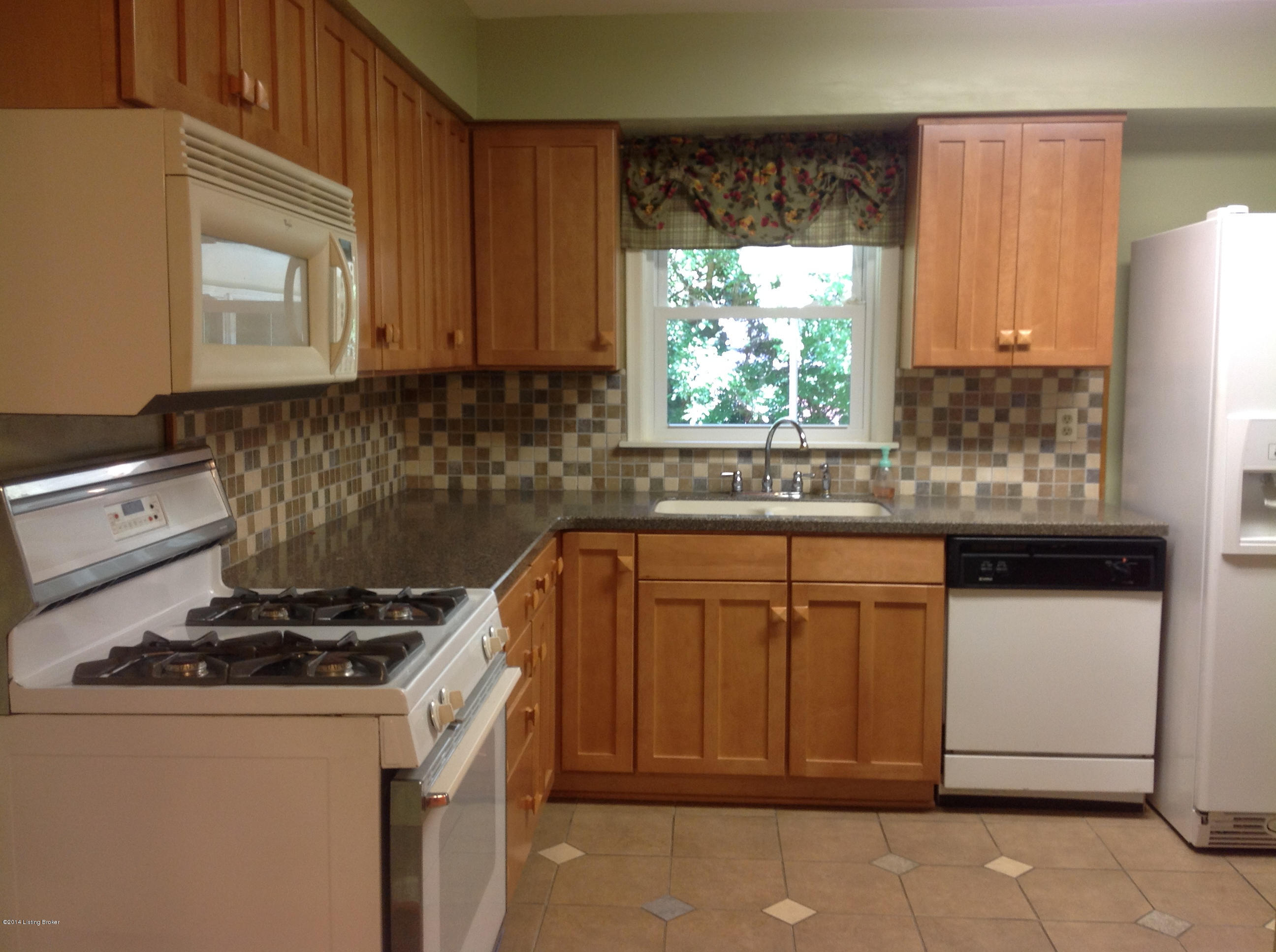 kitchen2