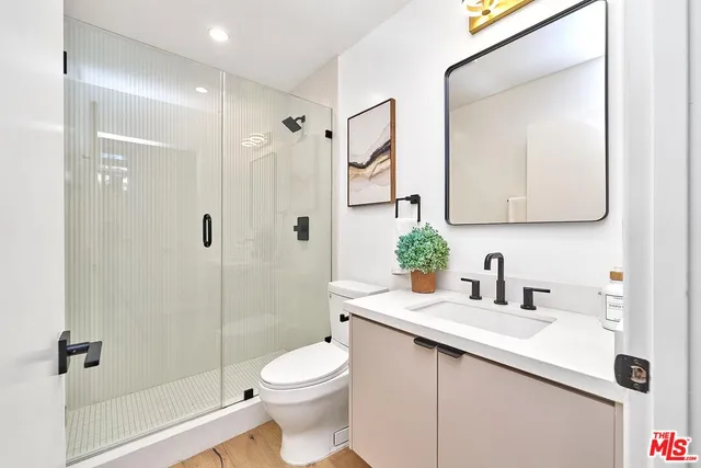 $1,250,000 | 6050 Burwood Avenue, Los Angeles, CA 90042