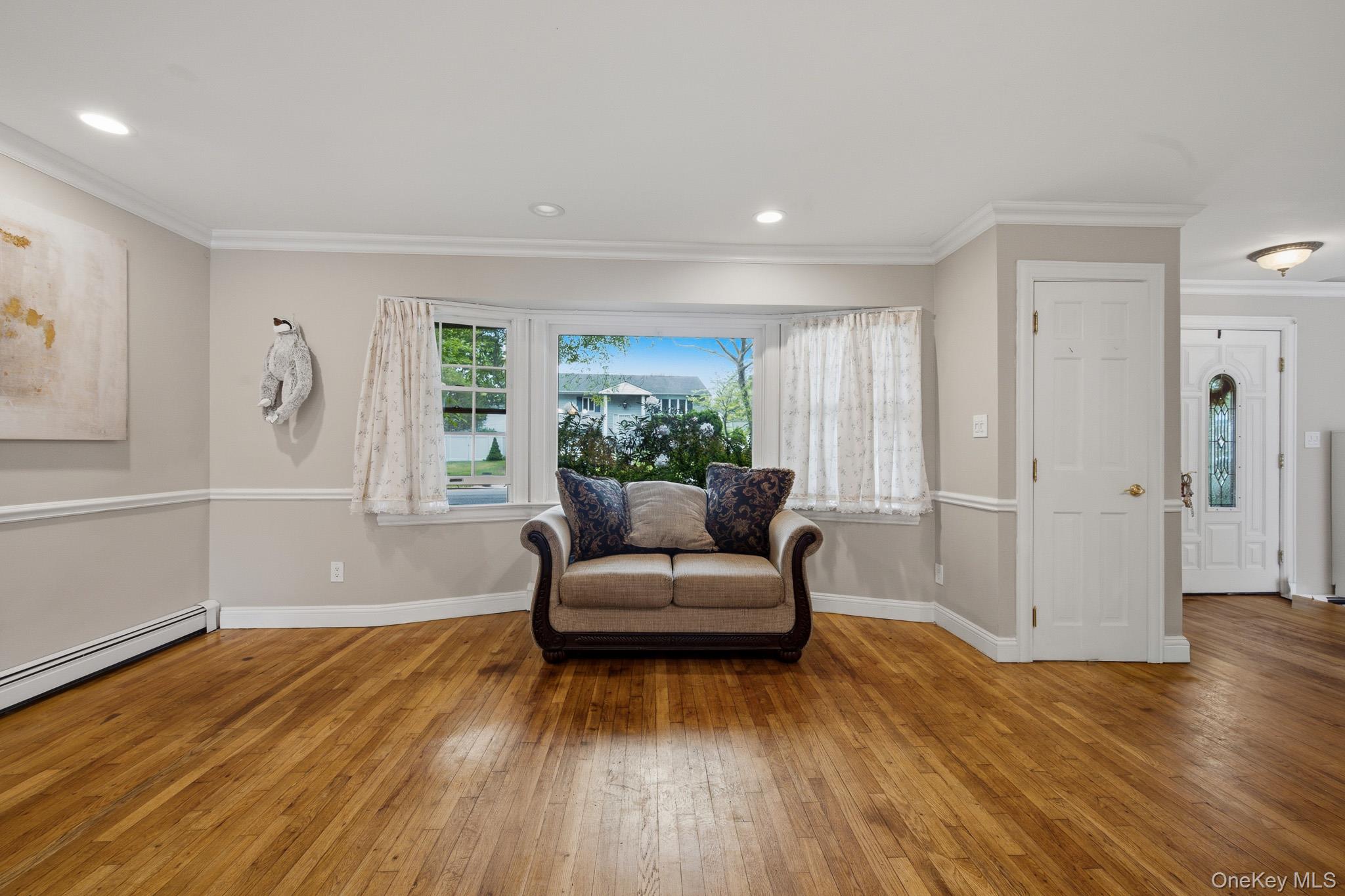6 Frost Pond Road Greenlawn, NY 11740 - Photo 14 of 47