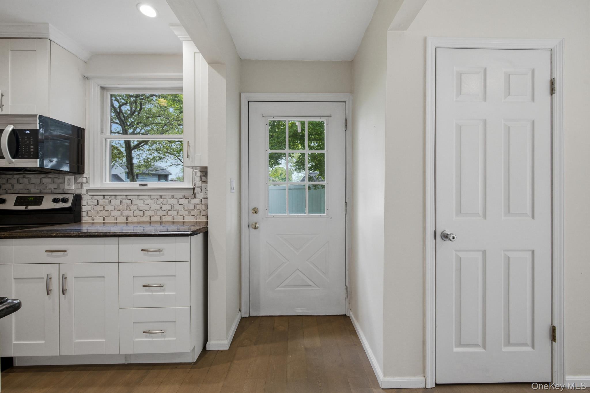 6 Frost Pond Road Greenlawn, NY 11740 - Photo 31 of 47
