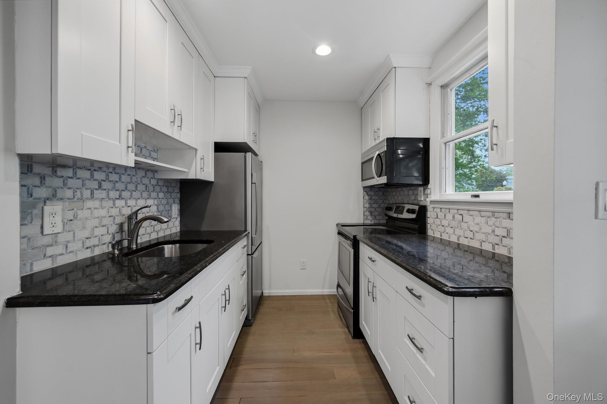 6 Frost Pond Road Greenlawn, NY 11740 - Photo 34 of 47