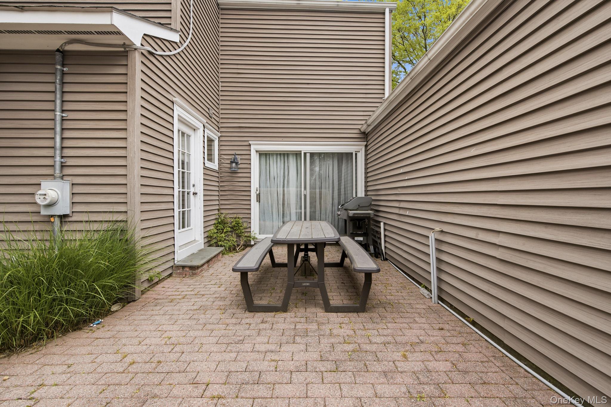 6 Frost Pond Road Greenlawn, NY 11740 - Photo 37 of 47