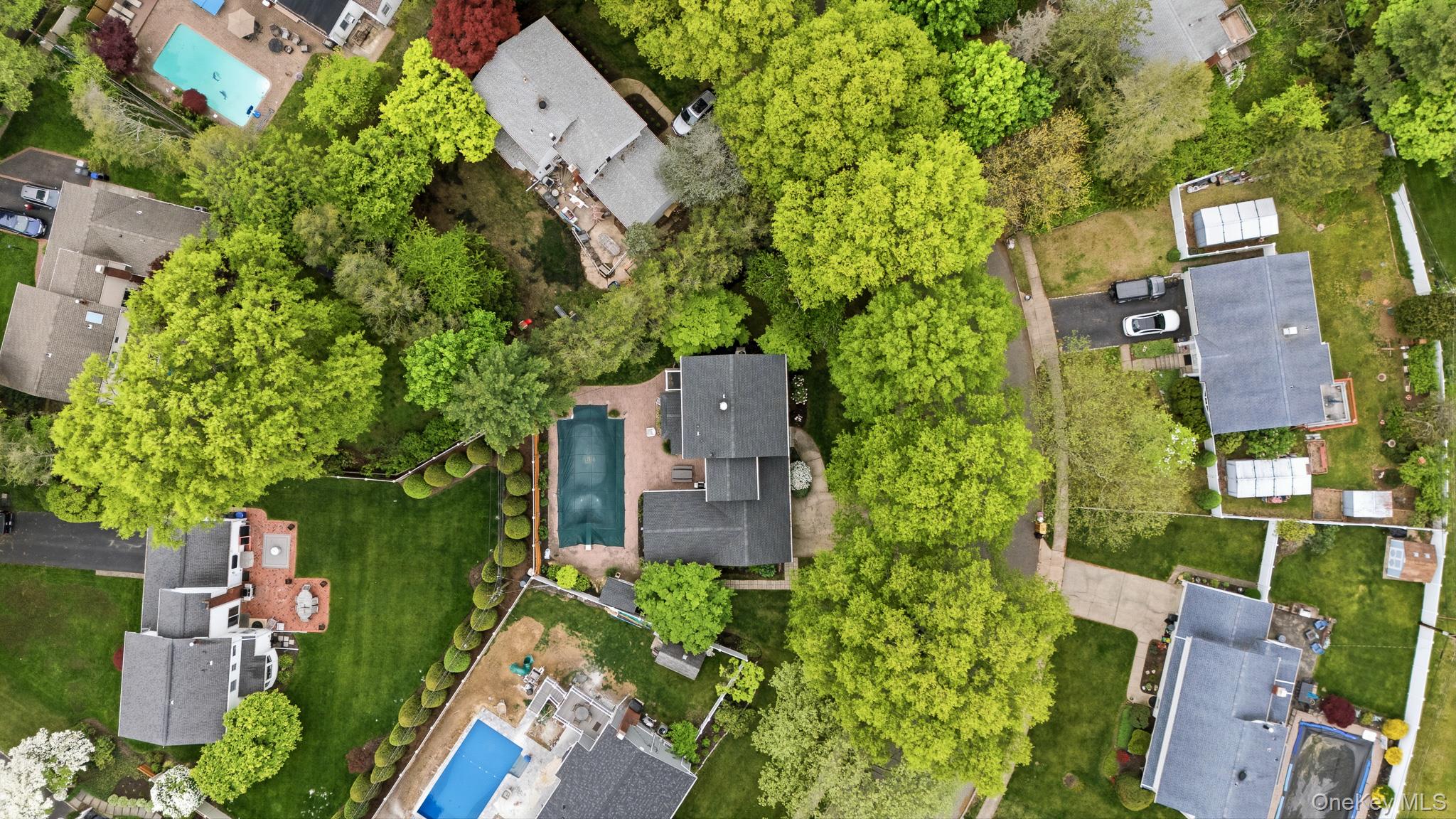 6 Frost Pond Road Greenlawn, NY 11740 - Photo 44 of 47