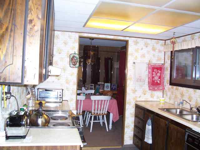 4202 East Lane Park Road, Unit 5 Mead, WA 99021 - Photo 2 of 5