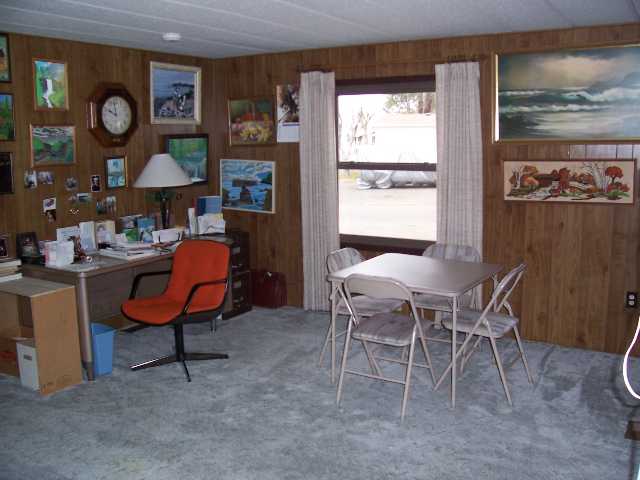 4202 East Lane Park Road, Unit 5 Mead, WA 99021 - Photo 4 of 5