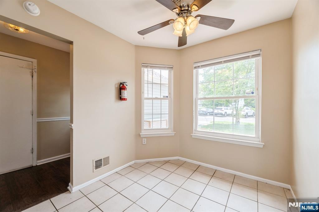 7 Sloop Square Freehold, NJ 07728 - Photo 4 of 30