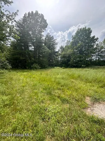 $60,000 | 66 South Of Averill Park, Averill Park, NY 12018