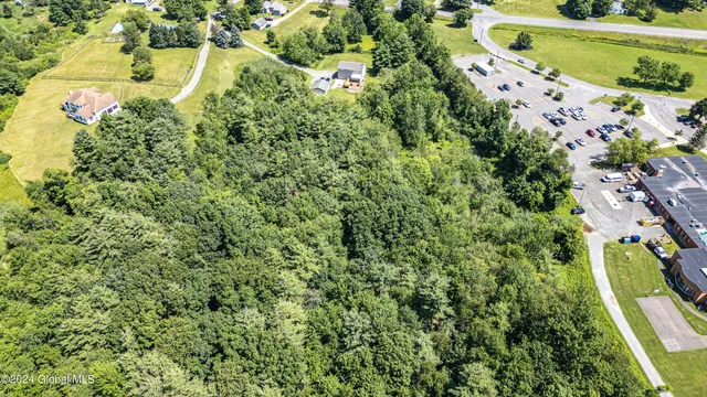 $60,000 | 66 South Of Averill Park, Averill Park, NY 12018