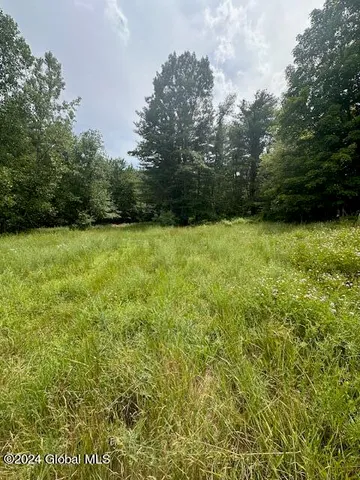 $60,000 | 66 South Of Averill Park, Averill Park, NY 12018