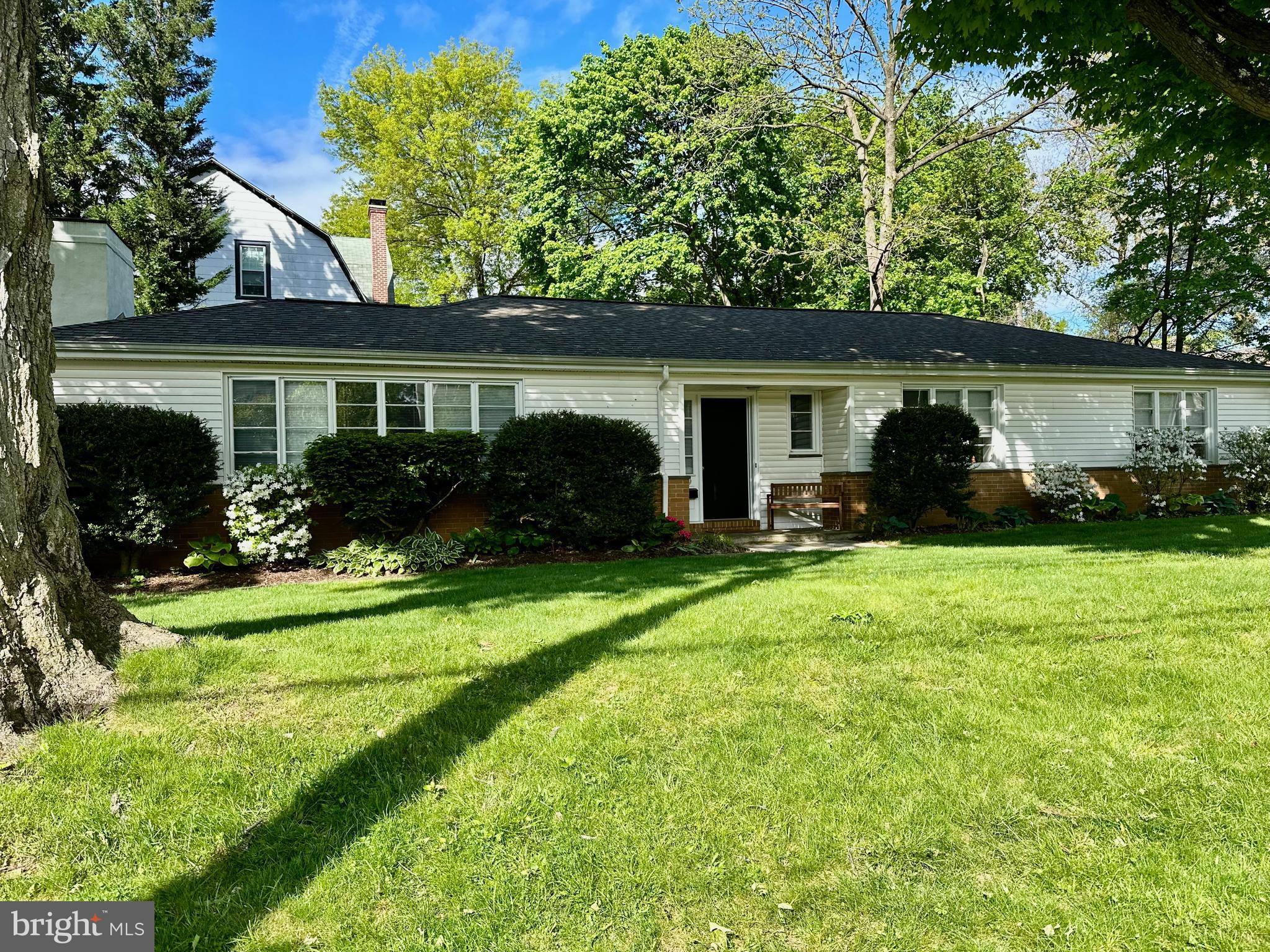 137 Poplar Avenue Wayne, PA 19087 - Photo 12 of 13 Exterior Front
