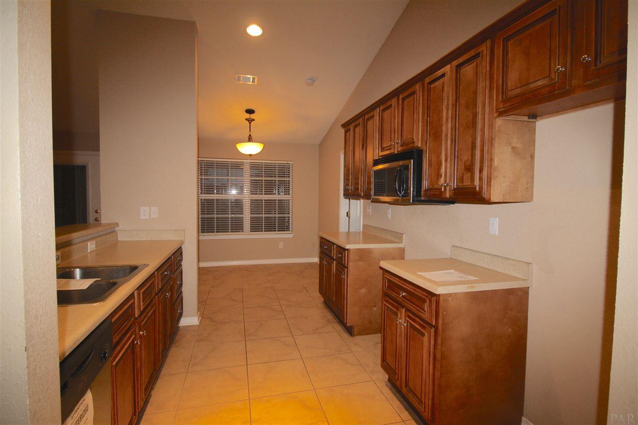 7097 Heath Road Milton, FL 32570 - Photo 5 of 26 Gallery Image 5