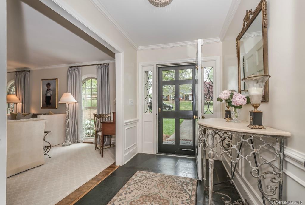 2719 Inverness Road Charlotte, NC 28211 - Photo 2 of 23 Gallery Image 2