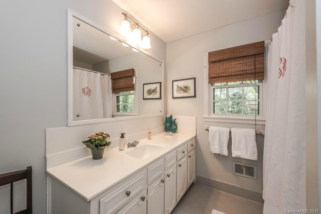 2719 Inverness Road Charlotte, NC 28211 - Photo 17 of 23 Gallery Image 17