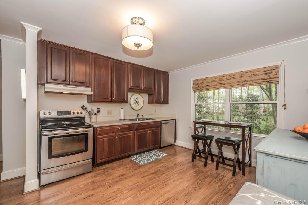 2719 Inverness Road Charlotte, NC 28211 - Photo 8 of 23 Gallery Image 8