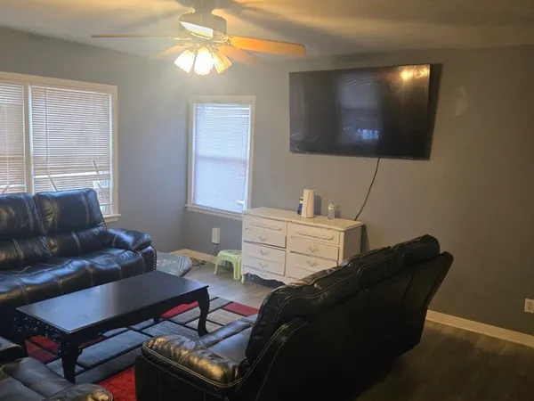 $98,000 | 3912 12th Street, Rock Island, IL 61201