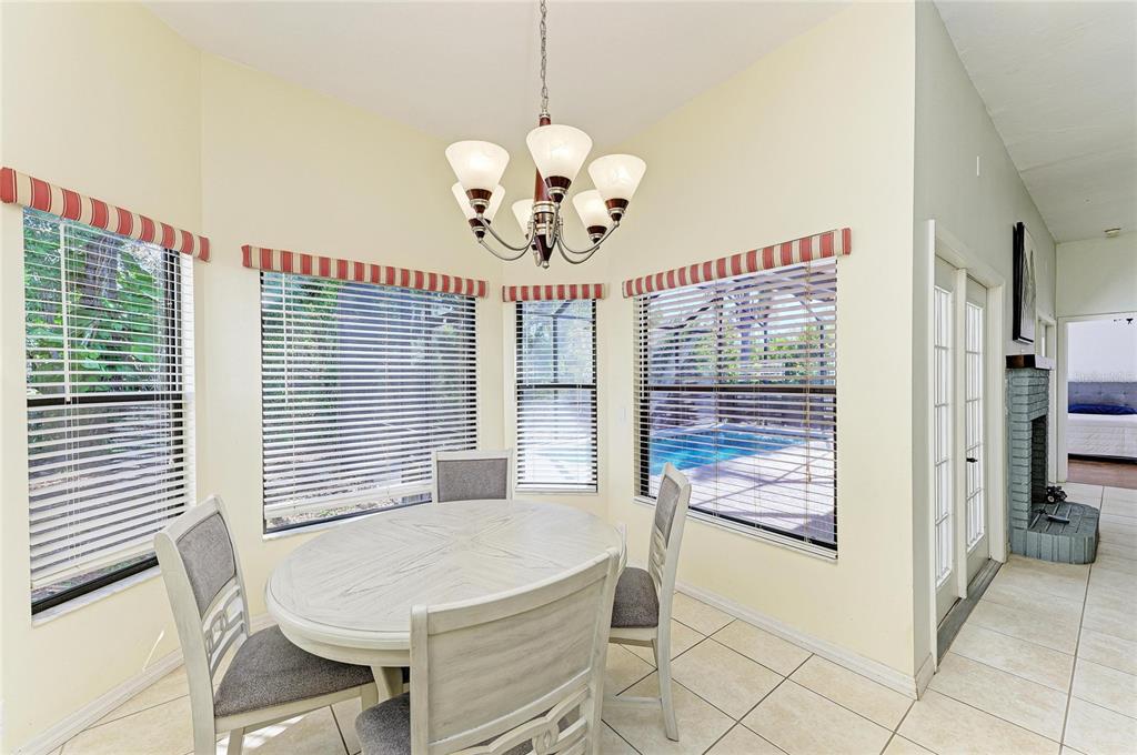 5045 82nd Way East Sarasota, FL 34243 - Photo 17 of 34 a very nice looking room with a large window