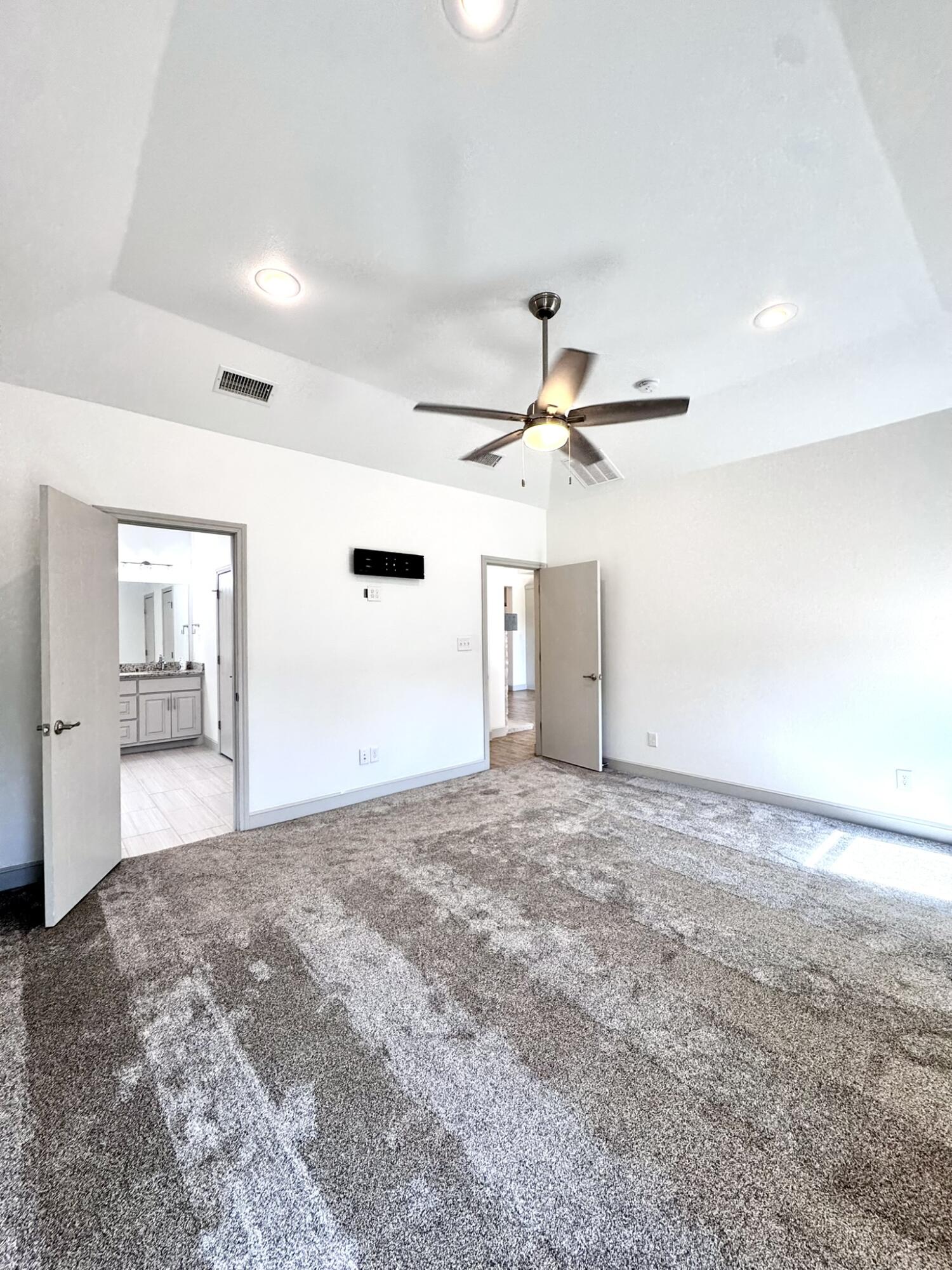 5615 115th Street Lubbock, TX 79424 - Photo 13 of 31 IMG_6805