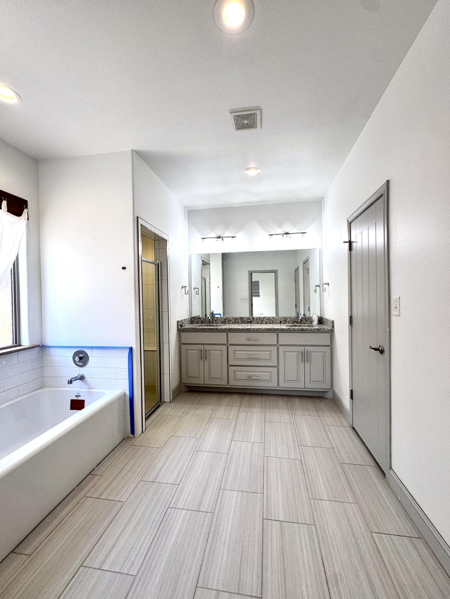 5615 115th Street Lubbock, TX 79424 - Photo 15 of 31 FullSizeRender-8