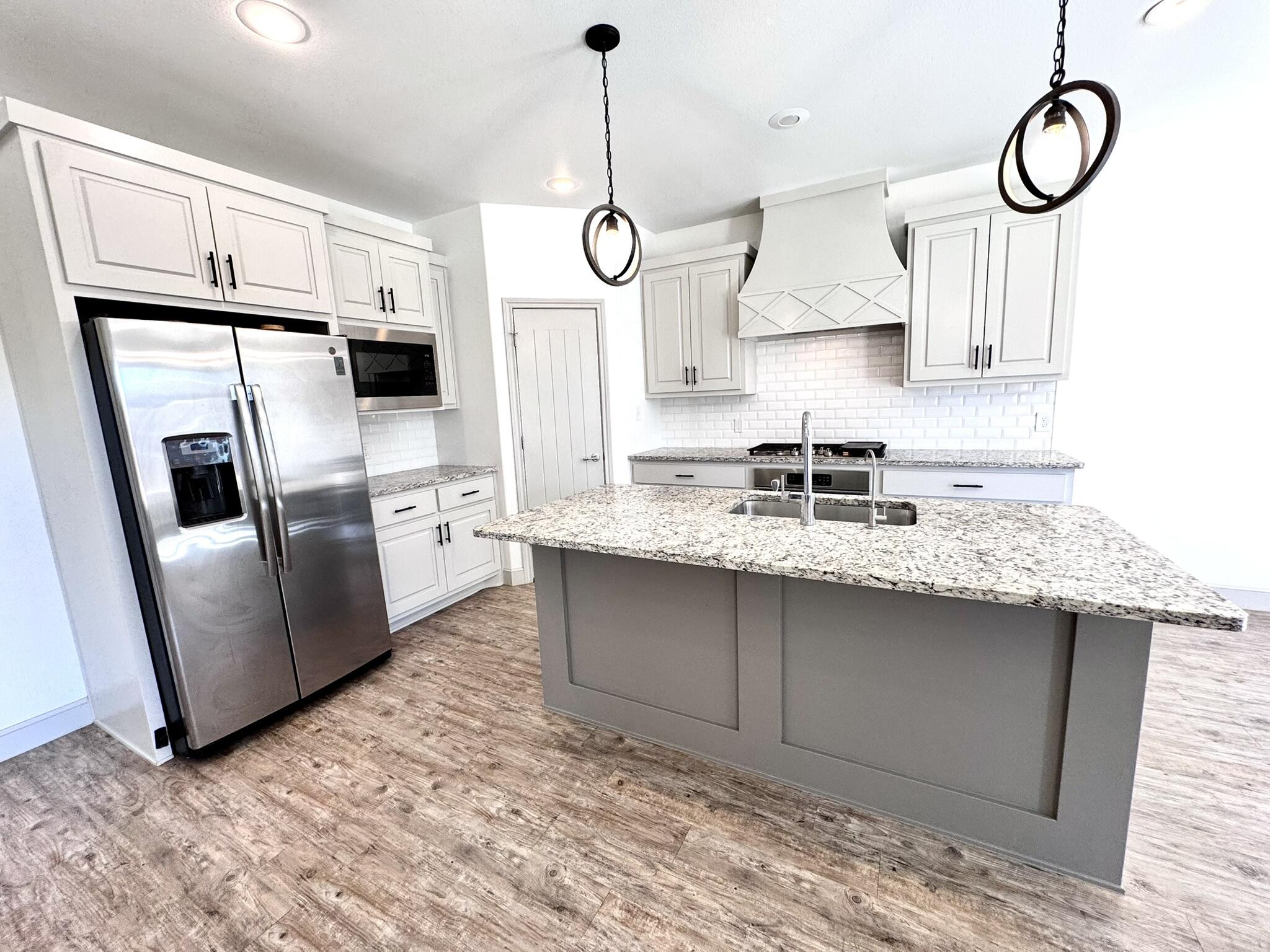5615 115th Street Lubbock, TX 79424 - Photo 5 of 31 IMG_6783