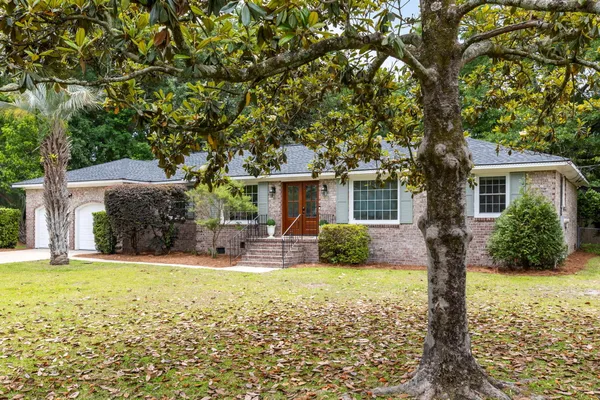 $610,000 | 2849 South Palmer Drive, Charleston, SC 29414