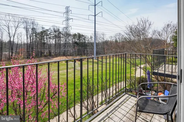 $2,900 | 6389 Fenestra Court, Unit 111C, Burke, VA 22015