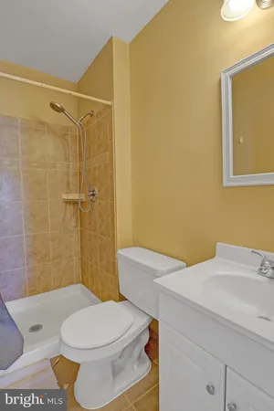 $2,900 | 6389 Fenestra Court, Unit 111C, Burke, VA 22015