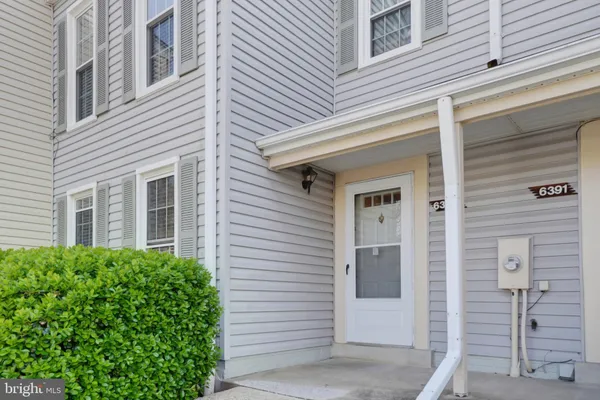 $2,900 | 6389 Fenestra Court, Unit 111C, Burke, VA 22015